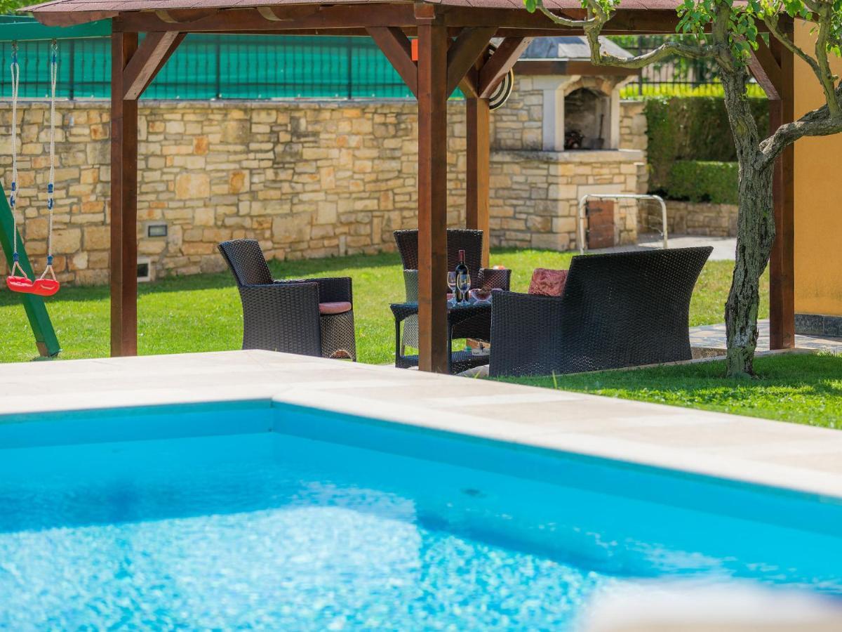 Holiday Home Nikolina - Roj412 By Interhome Sveti Petar u Sumi Exterior photo
